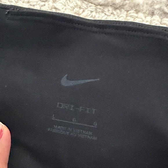 Nike Black Women's Leggings - Picture 2 of 6